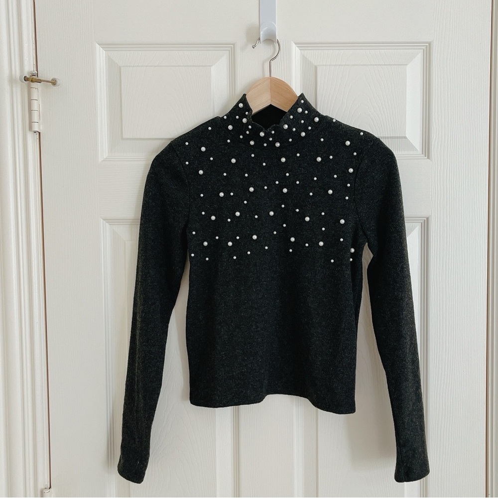 Zara Dark gray sweatshirt with Pearl